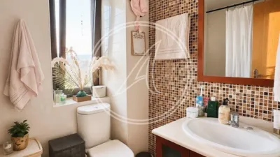 Apartment on Calle Presidente Adolfo Suarez photo 9