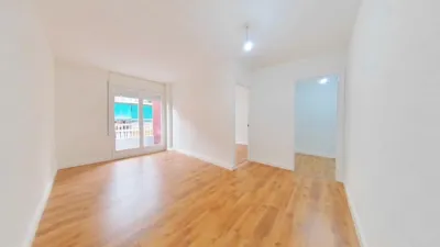 Flat in Canovelles photo 6