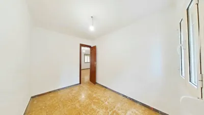 Apartment in La Trinitat Nova photo 26