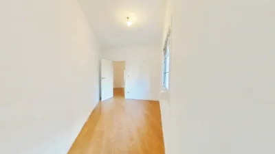 Flat in Centre-Can Mariner photo 25