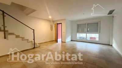Terraced house on Carrer de les Germanies photo 4