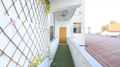 Apartment on Calle de la Laguna photo 2
