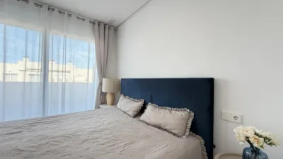 Terraced house in Carrer César Mateo Cid photo 67