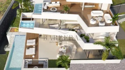 Chalet on Calle Josefina de La Torre photo 4