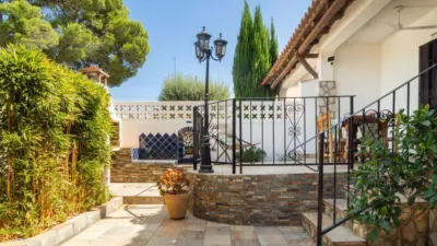 House on Carrer de l'Arada photo 3