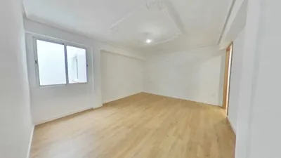 Apartment in Xirivella photo 9