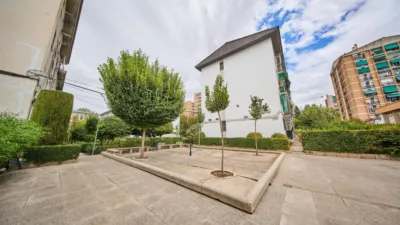 Piso en calle Pdta Luis de Vicente photo 17