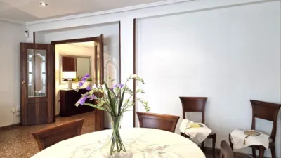 Apartment on Avinguda de Campanar photo 4