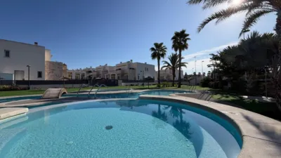 Terraced house in Carrer César Mateo Cid photo 91