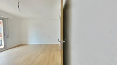 Apartment in Xirivella photo 18