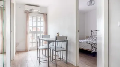 Apartment on Pamplona Street photo 16