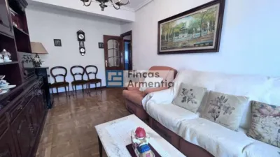 Apartment in Plaza de Zaldiaran photo 4