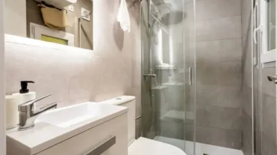 Studio apartment on Calle de la Palma photo 6