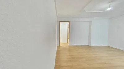 Apartment in Xirivella photo 5