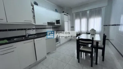 Apartment in Plaza de Zaldiaran photo 5