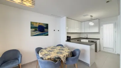 Terraced house in Carrer César Mateo Cid photo 24
