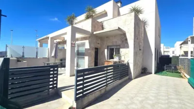 Duplex in Aguas Nuevas photo 3