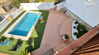 Chalet in Catalonia photo 2