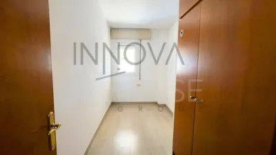 Piso en Avinguda de la Constitució photo 20