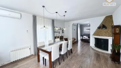 Chalet in Catalonia photo 55