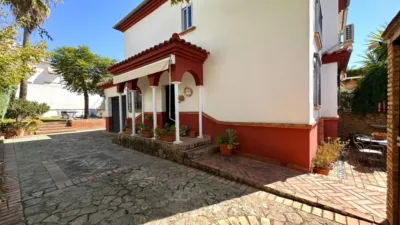 Chalet en calle de los Magnolios photo 6