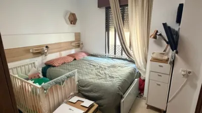 Apartamento en calle Profesor Sainz Cantero photo 8