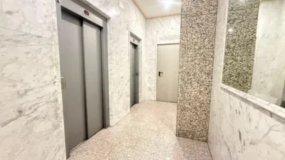 Flat for sale on Calle Josep Bernad Amorós photo 16
