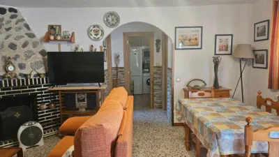 Semi-detached house on Calle Nueva photo 10