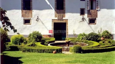 Rustic property on Dioño Street photo 4