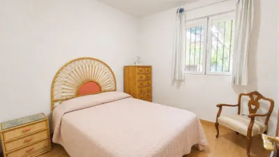 Chalet on Calle de las Saleguillas photo 12