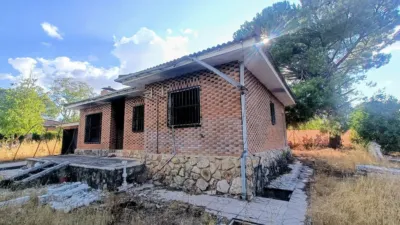 Chalet in Nuevo Baztán photo 5