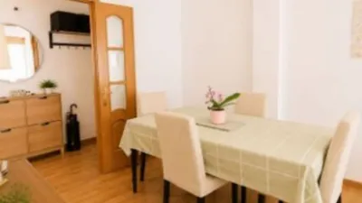 Apartment on Calle M Luisa Duran Marquina, No. 16 photo 5