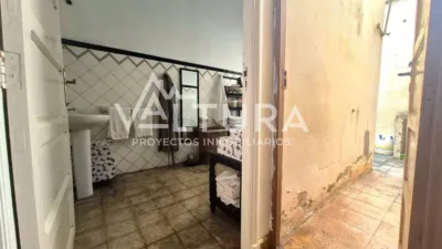 Semi-detached house on Avenida Veinticinco De Abril photo 35