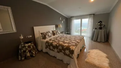 Chalet on Avenida de Couce Casas, 40 photo 7