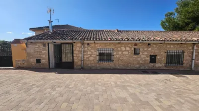 Semi-detached house on Calle Nueva photo 2