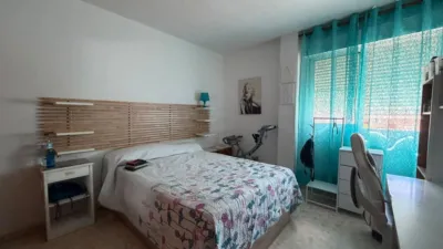 Piso en calle Sabinar photo 12
