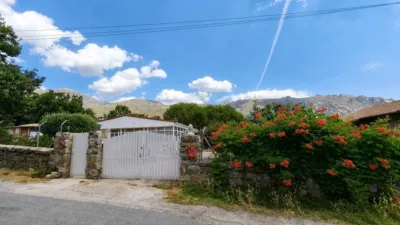 Chalet on Calle de las Saleguillas photo 23