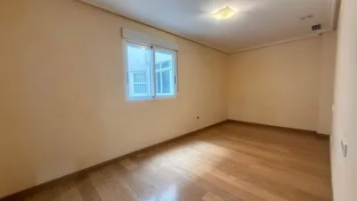 Flat for sale on Calle Josep Bernad Amorós photo 12