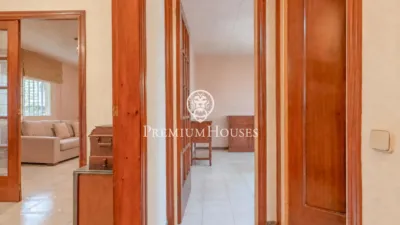 House in Centre photo 50
