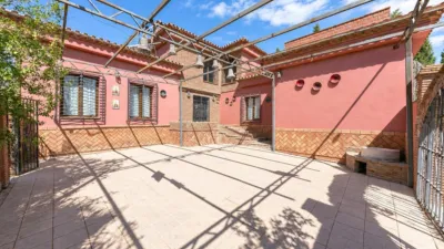 Rustic finca on Campiñuela Street photo 2