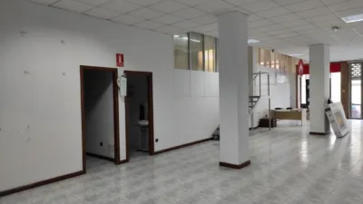 Local comercial en venta en Avenida del Alcalde Manuel Platas Varela, cerca de Rúa do Rio - Vista 3