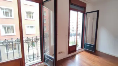 Apartment on Calle Ibáñez de Bilbao photo 4