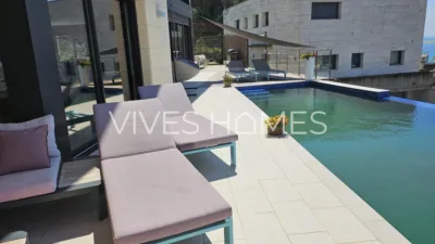 Chalet on Carrer de Les Fonts photo 20