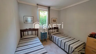 Apartment in Port Esportiu-Canyelles-Puig Rom photo 13
