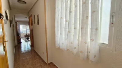 Apartment on Avenida de Diego Ramírez Pastor photo 27