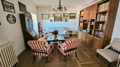 Penthouse on Calle Trueba y Fernández photo 4