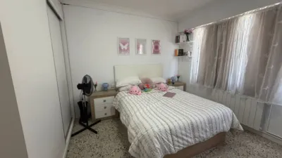 Flat on Calle de Sartaña photo 24