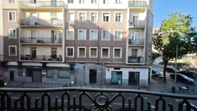 Flat on Calle de Cartagena photo 2