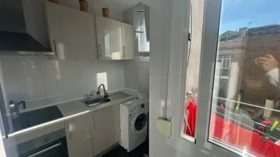 Apartment on Carrer de Feliu Casanova photo 9