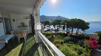 Apartment in Port Esportiu-Canyelles-Puig Rom photo 3